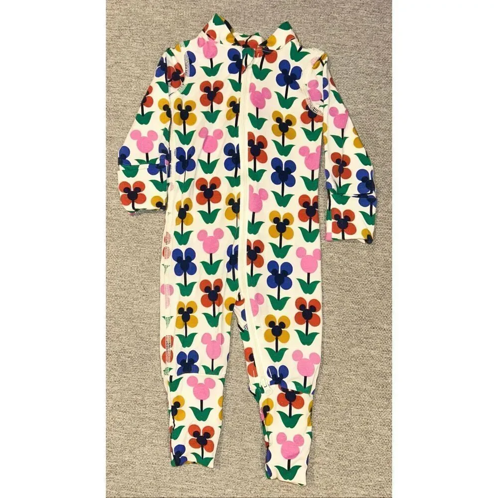 Hanna Andersson Disney sleeper size 0-3 mos